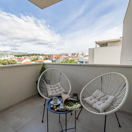 Natali Apartmán